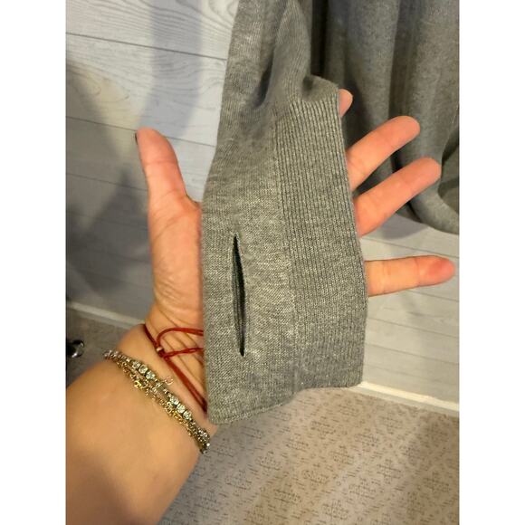 Lululemon Bring It Backbend Sweater Heathered Medium Grey size Large - Picture 7 of 9